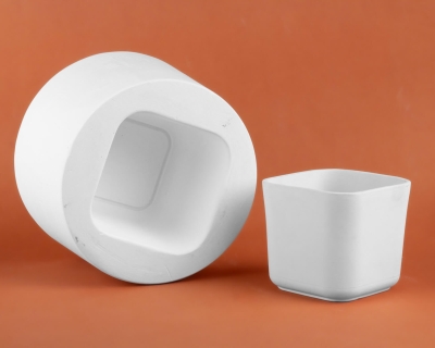  - Sır Ayaklı Yumuşak Kare Saksı Döküm Kalıbı 10x10x9 cm